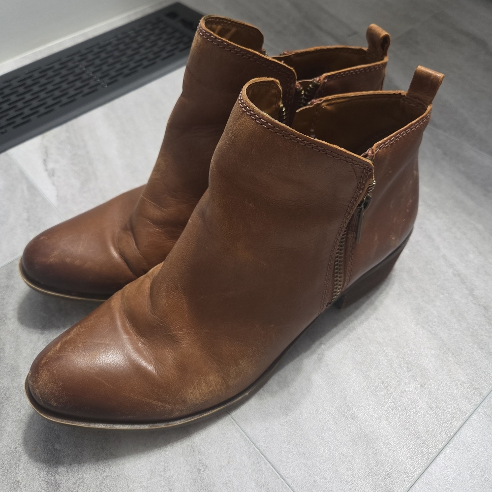 Lucky Brand Basel Brown Leather Ankle Booties Low Heel Zip Up 8.5